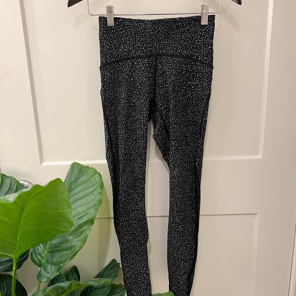 Lululemon Black and White Leggings